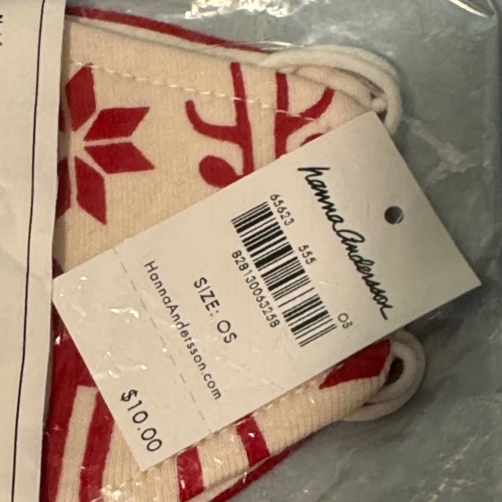 Hanna Andersson Red and White Snowflake Mask
